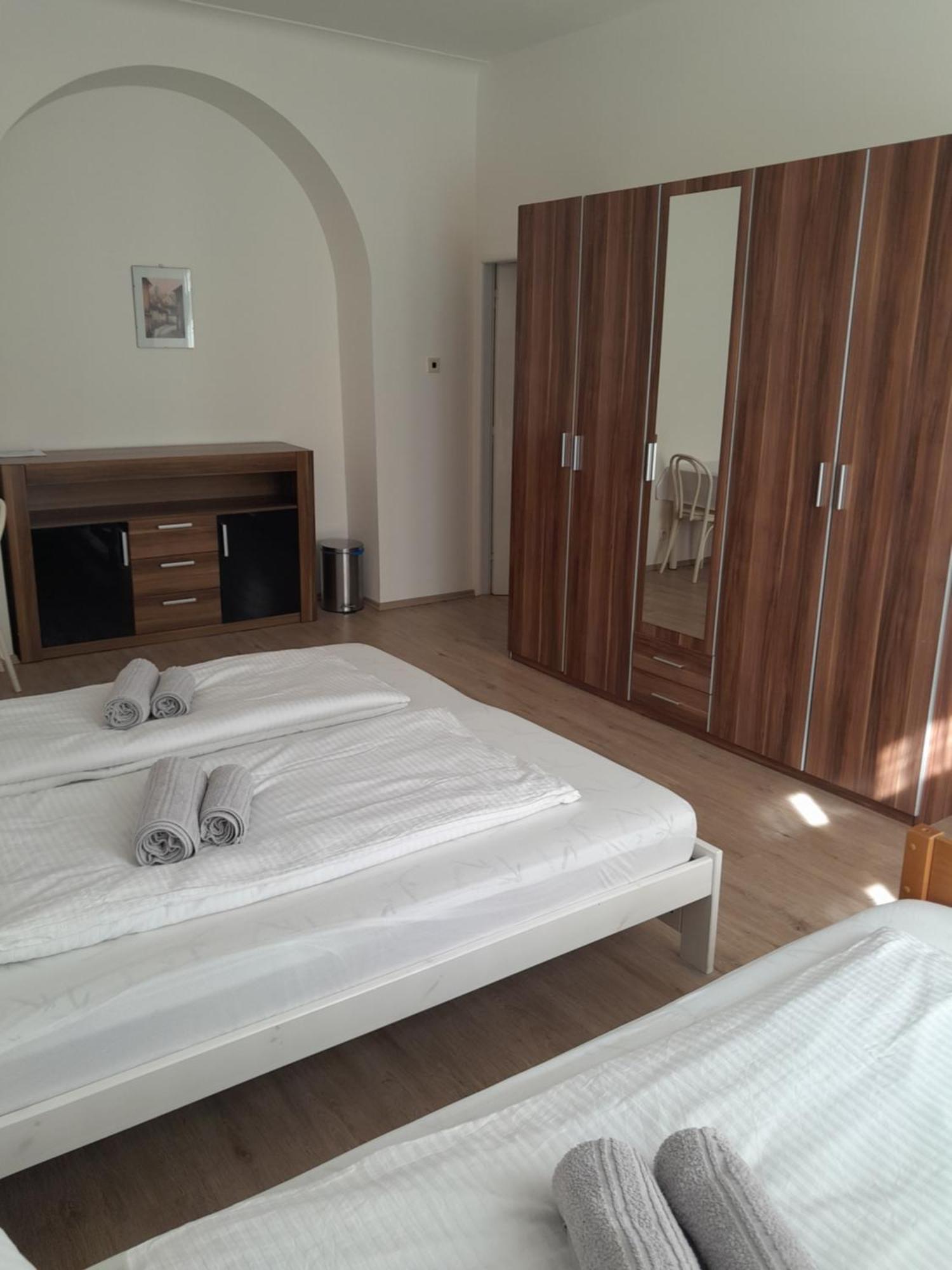Lubert Apartmany S.R.O Praga Exterior foto